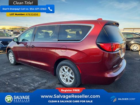 Used 2020 Chrysler Voyager LX image 3