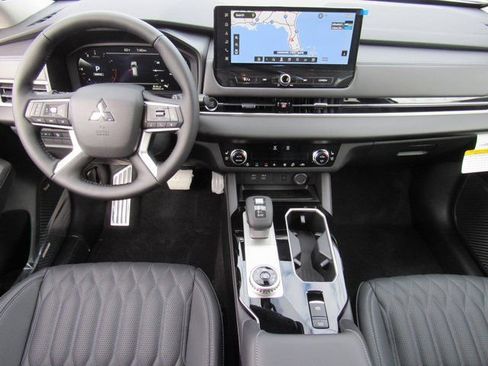 New 2026 Mitsubishi Outlander SEL FWD image 9