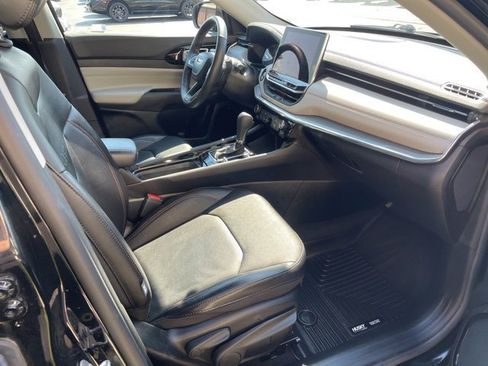 Certified 2022 Jeep Compass Limited image 14