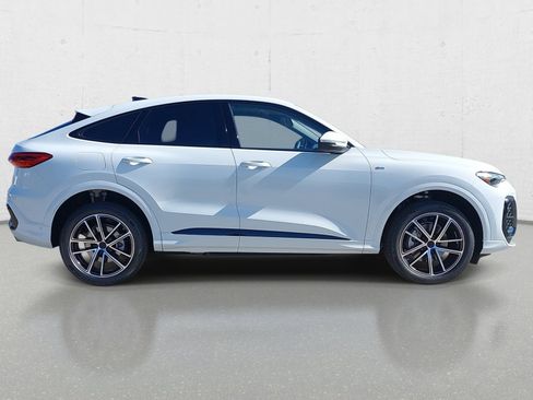 New 2026 Audi Q5 Premium Plus AWD/4WD image 4