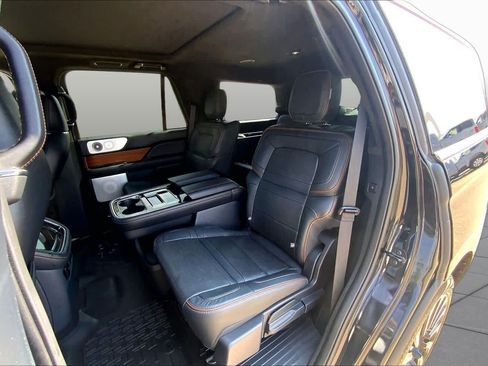 Certified 2023 Lincoln Navigator Black Label AWD/4WD image 21