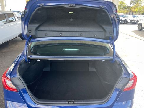 Used 2025 Toyota Camry LE image 30