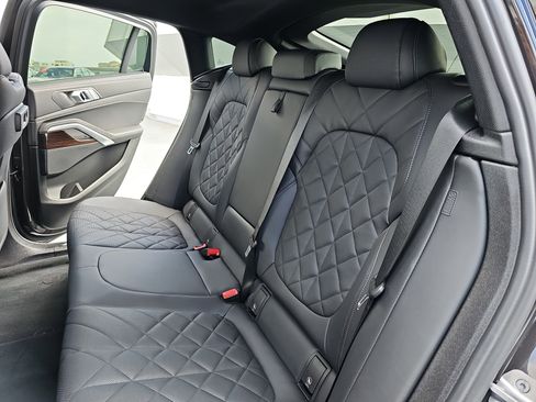 Used 2023 BMW X6 xDrive40i w/ Premium Package image 14