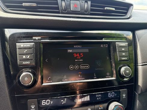 Used 2019 Nissan Rogue SV FWD image 26