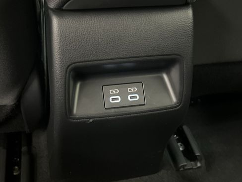 Used 2024 Toyota Corolla LE FWD image 30