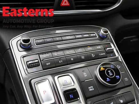 Used 2022 Hyundai Santa Fe SEL w/ Convenience + Premium Package AWD/4WD image 20