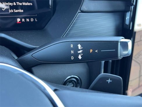 New 2025 GMC Acadia Elevation image 20