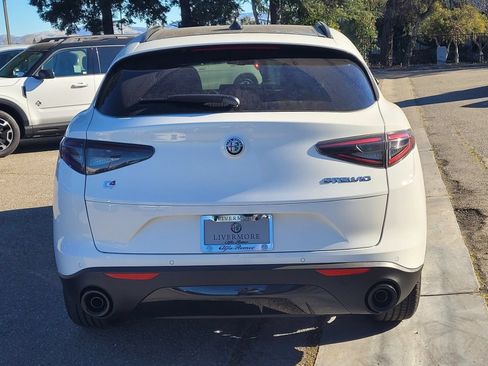 Used 2025 Alfa Romeo Stelvio Sprint AWD/4WD image 6