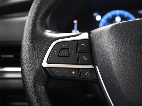 Used 2025 Toyota Grand Highlander FWD image 29