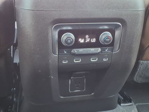 Certified 2021 Chevrolet Tahoe High Country image 19