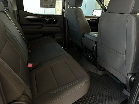 Used 2024 Chevrolet Silverado 1500 LT AWD/4WD image 18