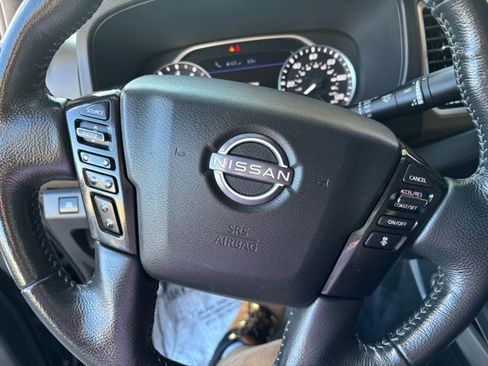 Used 2023 Nissan Frontier SV w/ SV Convenience Package image 16