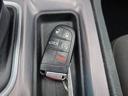 Used 2023 Dodge Charger GT image 33