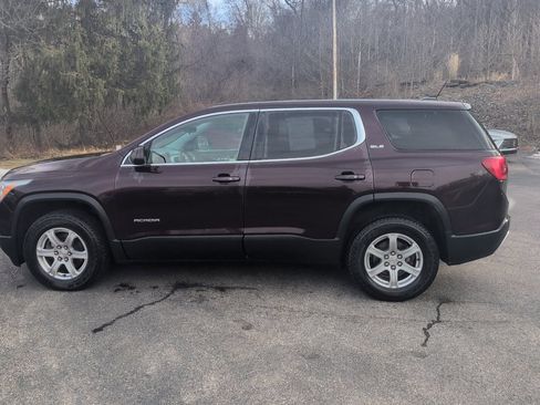 Used 2018 GMC Acadia SLE w/ LPO, Floor Liner Package image 7