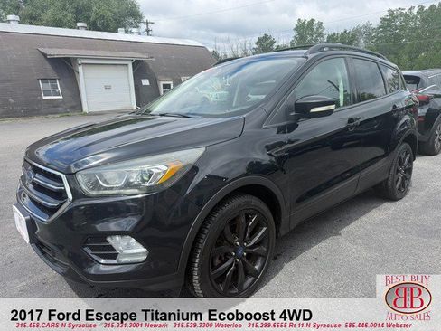 Used 2017 Ford Escape Titanium AWD/4WD image 7