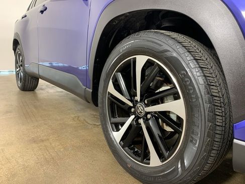 Used 2023 Toyota Corolla Cross XSE w/ Convenience Package image 6