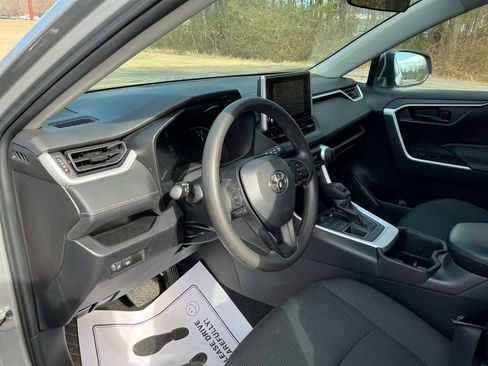 Used 2024 Toyota RAV4 LE image 16