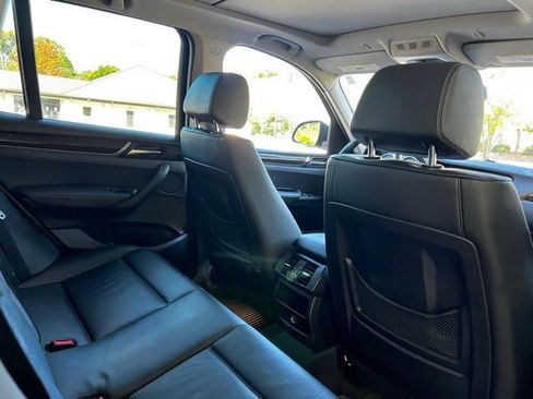 Used 2017 BMW X3 sDrive28i image 22