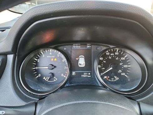 Used 2019 Nissan Rogue Sport S image 10