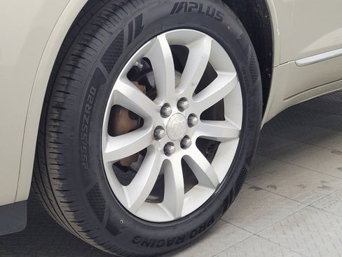 Used 2016 Buick Enclave Premium w/ Experience Buick Package image 31