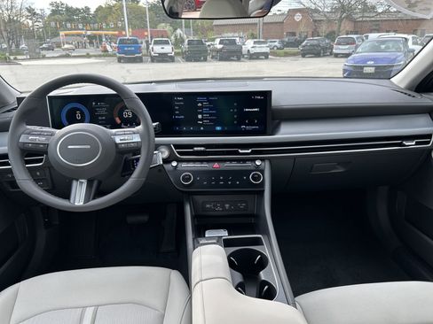 New 2026 Hyundai Sonata SEL AWD/4WD image 3