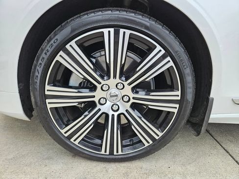 Certified 2023 Volvo S90 B6 Ultimate w/ Protection Package Premier AWD/4WD image 9