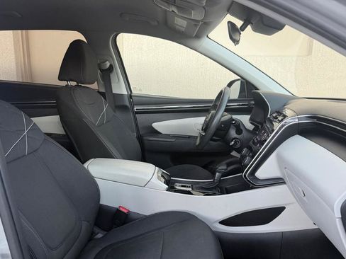 Used 2022 Hyundai Tucson SE FWD image 16