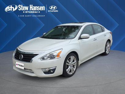 Used 2014 Nissan Altima 3.5 SL w/ Technology Package