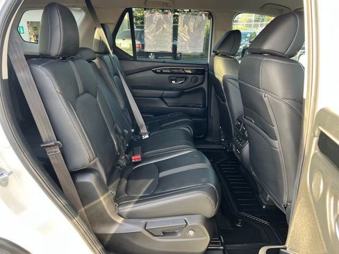 Used 2023 Honda Pilot EX-L image 12