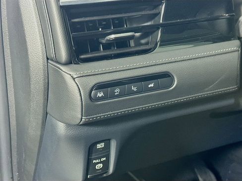 Certified 2025 INFINITI QX80 Luxe image 12