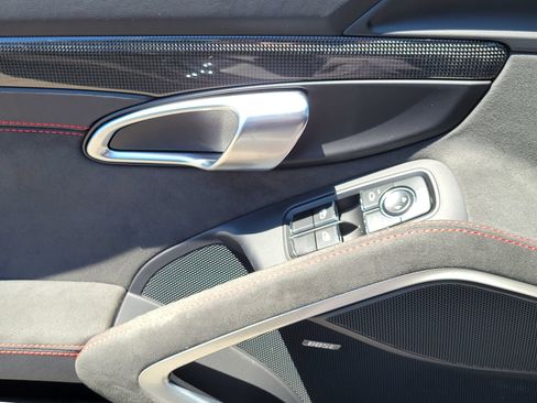 Certified 2025 Porsche 718 Cayman GTS RWD image 26
