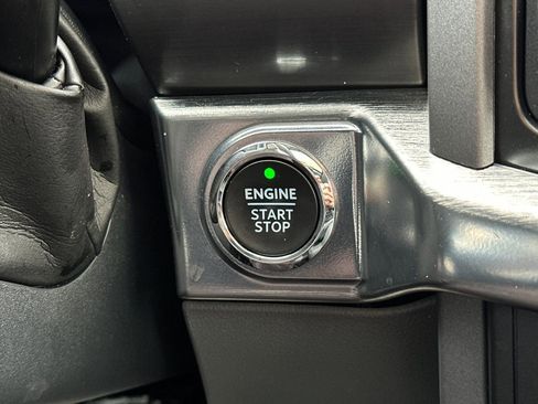 Used 2022 Ford F150 Lariat w/ Max Trailer Tow Package image 21