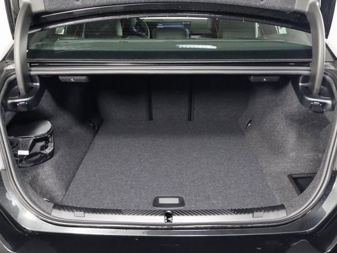 New 2026 BMW i5 eDrive40 w/ Executive Package image 8