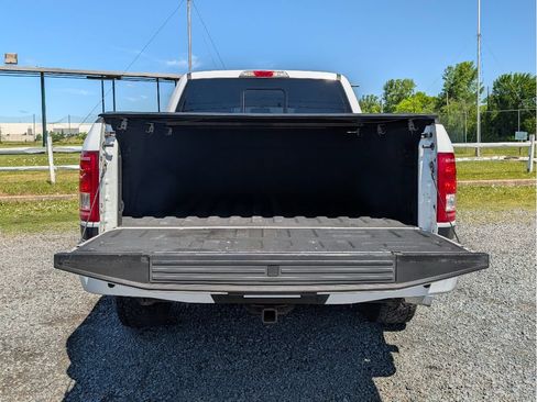 Used 2017 Ford F150 XLT w/ Equipment Group 302A Luxury AWD/4WD image 7