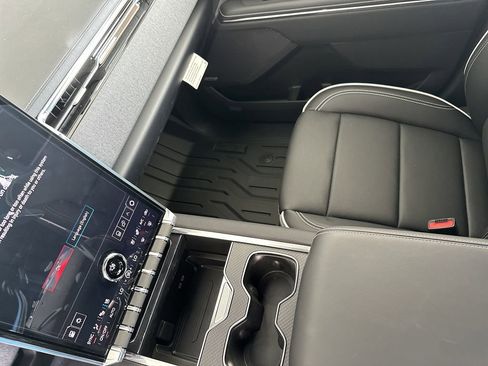 New 2026 GMC Sierra EV Elevation w/ Premium Package AWD/4WD image 25