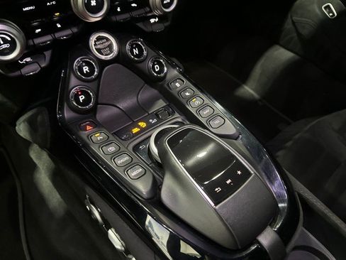 Used 2019 Aston Martin V8 Vantage Coupe RWD image 63