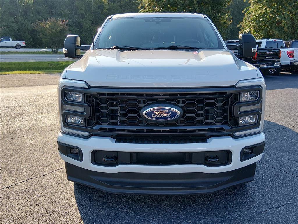 Certified 2023 Ford F250 XL w/ STX Appearance Package AWD/4WD image 9