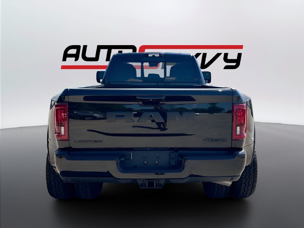 Used 2025 RAM 3500 Limited AWD/4WD image 6