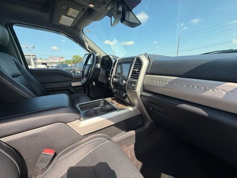 Used 2018 Ford F350 Lariat w/ Lariat Ultimate Package AWD/4WD image 27