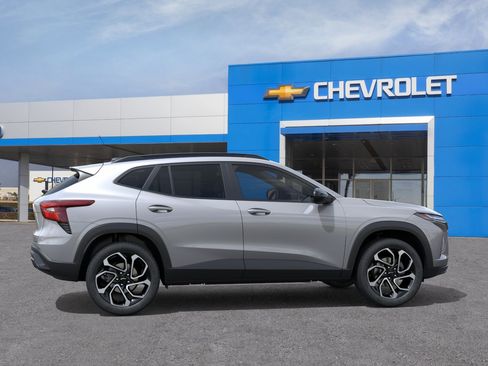 New 2026 Chevrolet Trax RS FWD image 5