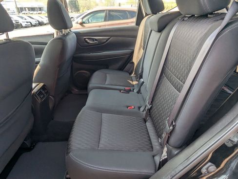 Used 2018 Nissan Rogue S FWD image 10