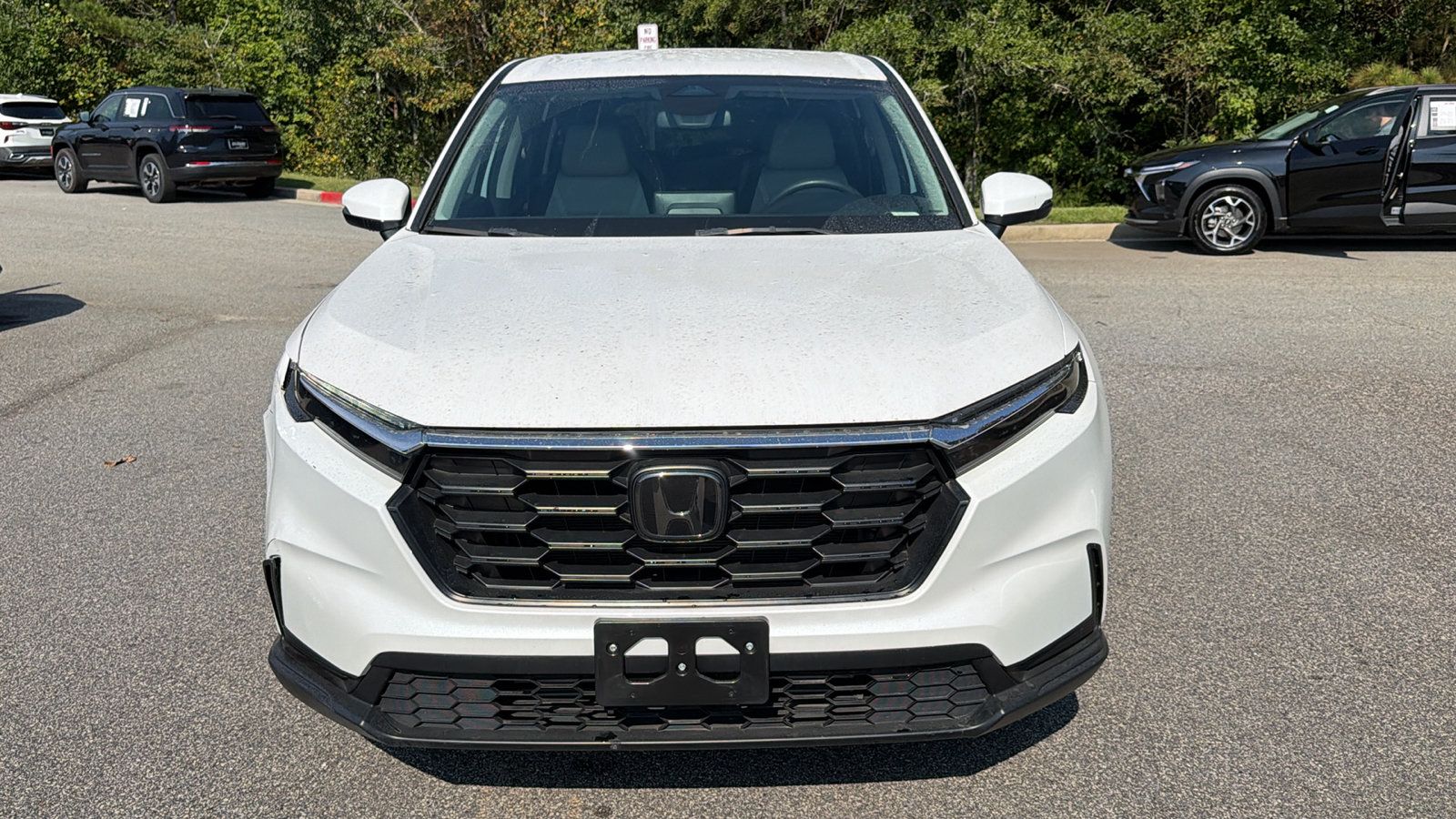 Used 2024 Honda CR-V LX image 3