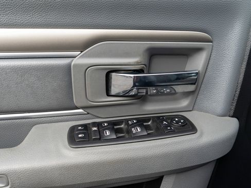 Used 2018 RAM 1500 Big Horn AWD/4WD image 14