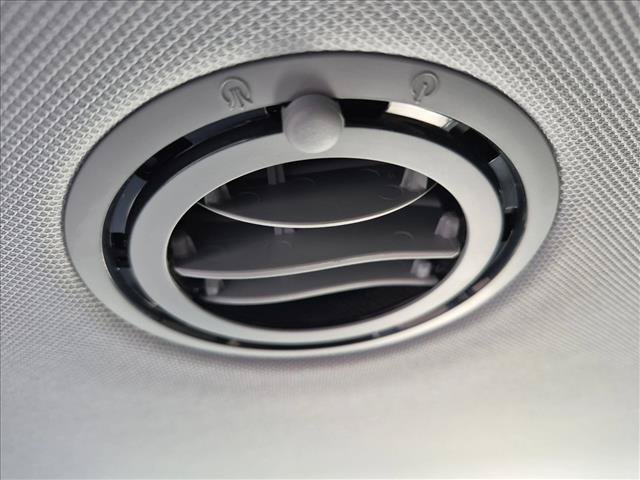 Used 2024 Hyundai Palisade SEL FWD image 17