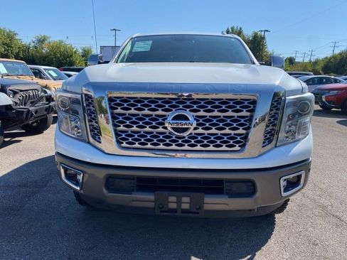 Used 2016 Nissan Titan Platinum Reserve image 2