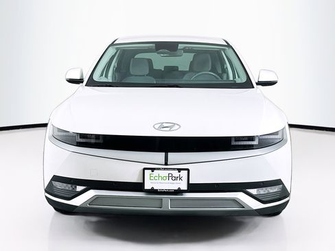 Used 2024 Hyundai Ioniq 5 SEL image 2