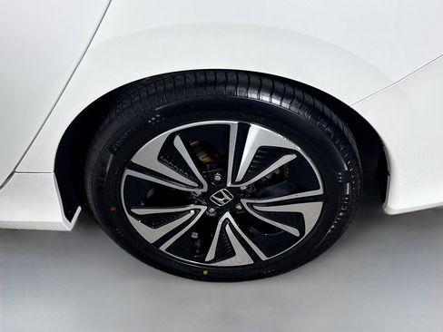 Used 2018 Honda Civic EX-T image 37