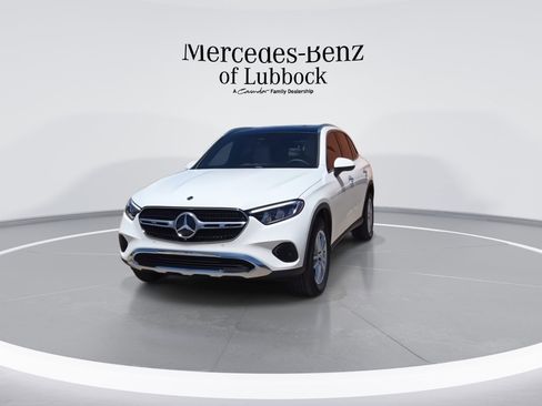 New 2025 Mercedes-Benz GLC 300 4MATIC image 3
