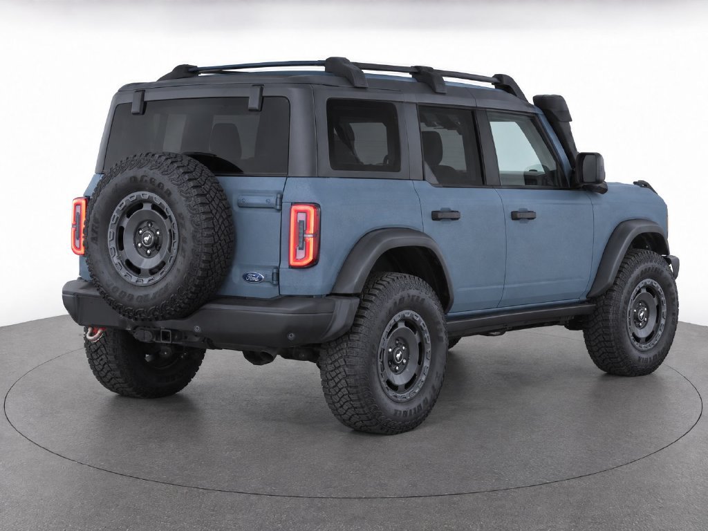 Used 2022 Ford Bronco Everglades AWD/4WD image 4