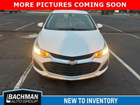 Used 2019 Chevrolet Cruze LS w/ LS Convenience Package image 3